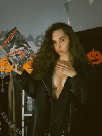 Full leaked Leratlerat page private photo