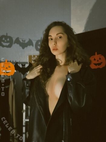 Full leaked Leratlerat private photo