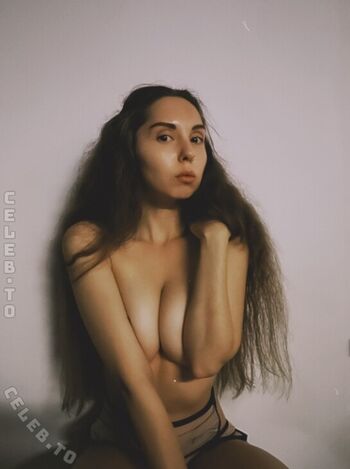 Full leaked Leratlerat page private photo