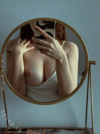 Full leaked Leratlerat page private photo