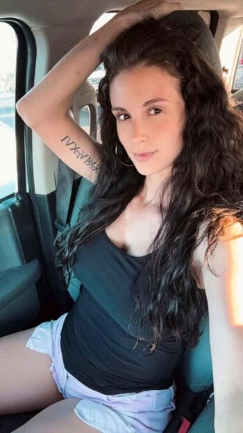 Full leaked Lesham private onlyfans photo