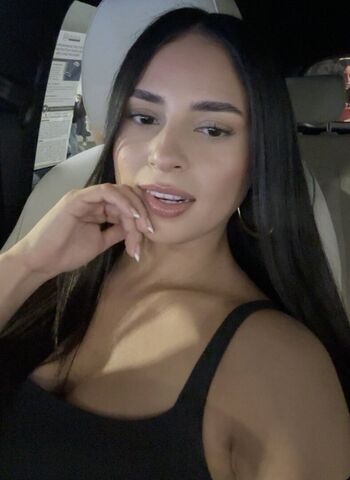 Full leaked Lesizzl page private photo