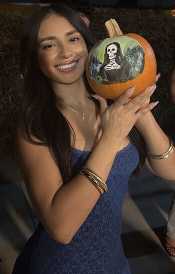 Full leaked Lesizzl private photo