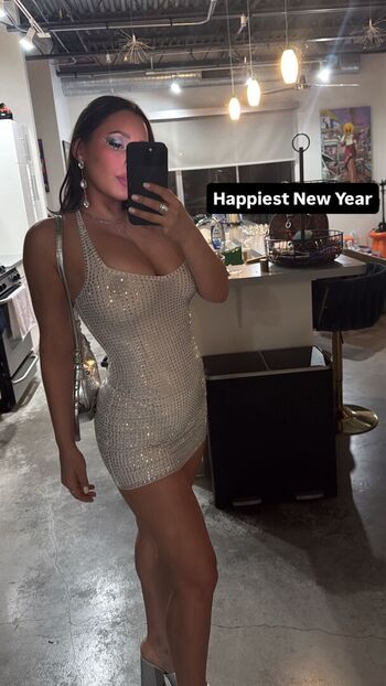 Full leaked Leslie allen private onlyfans photo