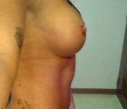 Full leaked Leslie shaw private photo
