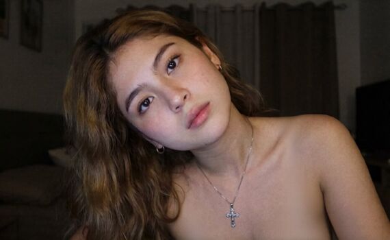 Full leaked Leslie private photo