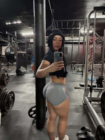 Full leaked Lesliemrtinez page private onlyfans photo