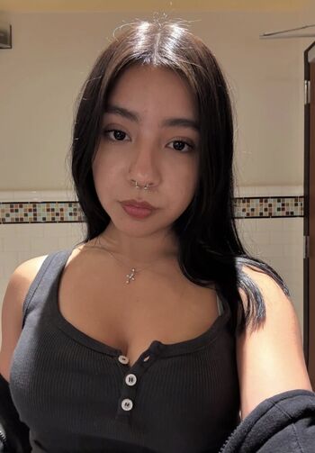 Full leaked Lesliemrtinez private onlyfans photo