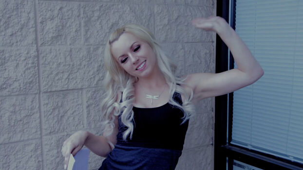 Full leaked Lexi belle  page private onlyfans photo