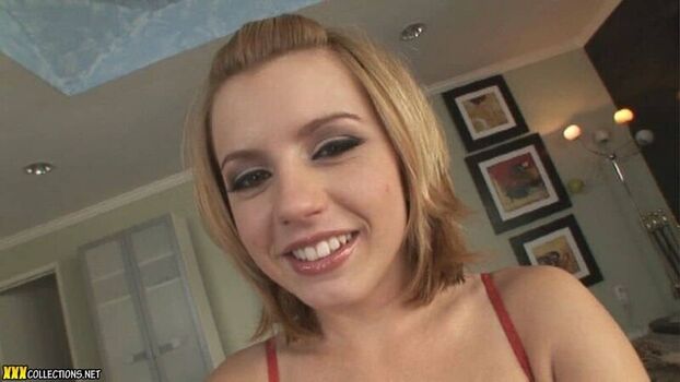 Lexi Belle