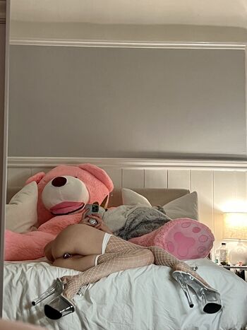 Full leaked Lexi bunny private photo