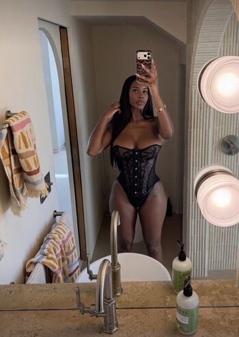 Full leaked Lexi hart private photo