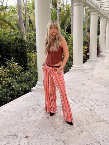 Full leaked Lexi hughes private onlyfans photo