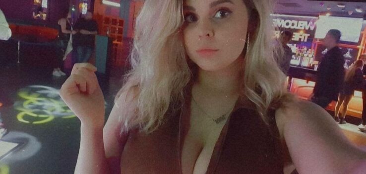 Full leaked Lexi lovies private onlyfans photo