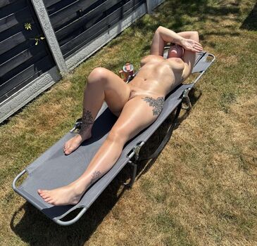 Full leaked Lexixo private photo