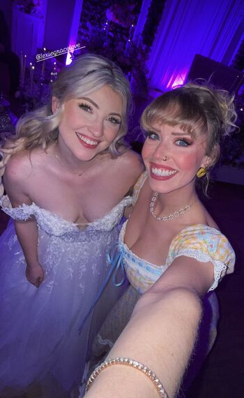 Full leaked Lexie grace love private onlyfans photo