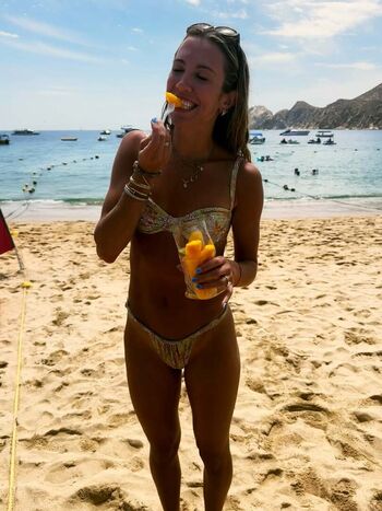 Full leaked Lexie hull private onlyfans photo