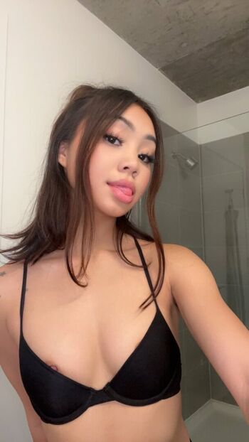Full leaked Lexihearrt private onlyfans photo