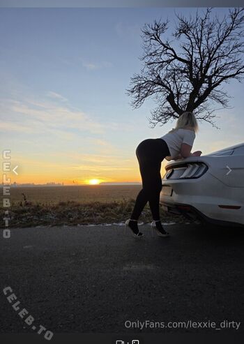 Full leaked Lexxie dirty private onlyfans photo