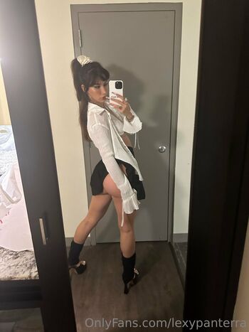 Full leaked Lexypanterra private photo