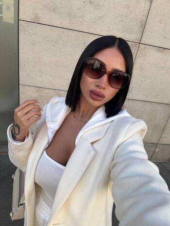 Full leaked Leyla amari private onlyfans photo