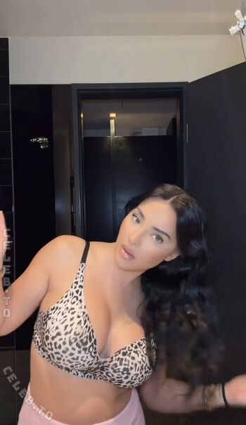 Full leaked Leyla lahouar private photo