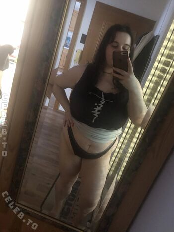 Full leaked Lia bloom page private onlyfans photo