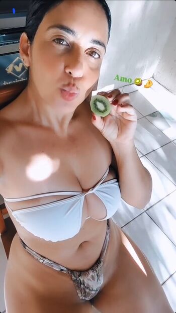 Full leaked Lia castro private photo