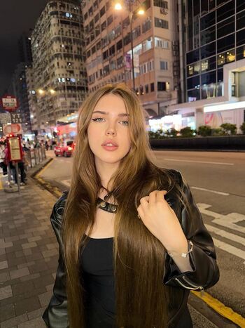 Full leaked Lia lee private onlyfans photo