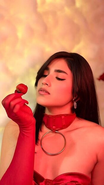 Full leaked Lia mar private photo
