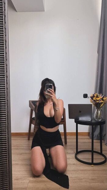 Full leaked Lia morano private photo
