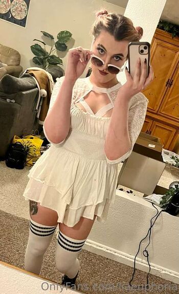 Full leaked Liaeuphoria private onlyfans photo