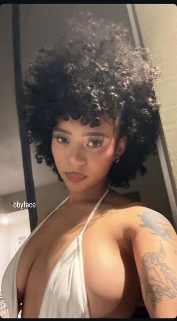 Full leaked Lianavaa private photo