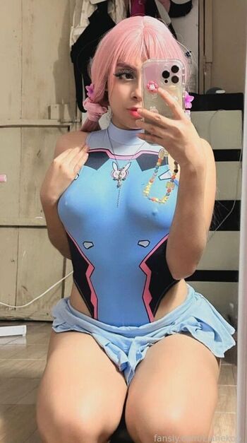 Full leaked Lianekoo private photo