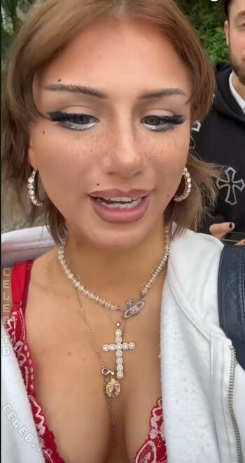 Full leaked Lienne aig private photo