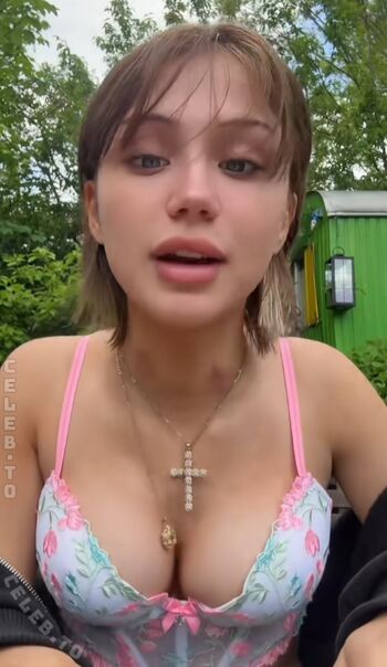 Full leaked Lienne aig private photo
