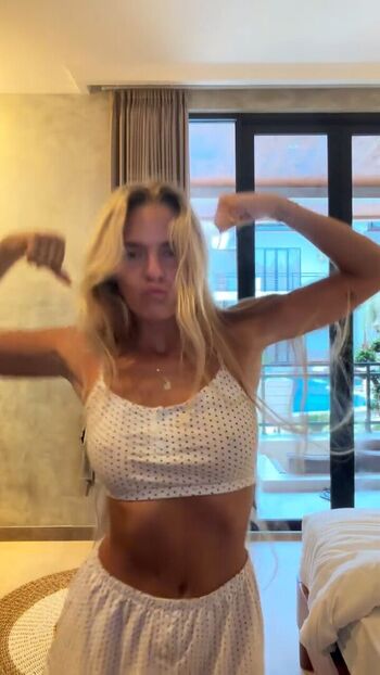 Full leaked Lies zhara private onlyfans photo