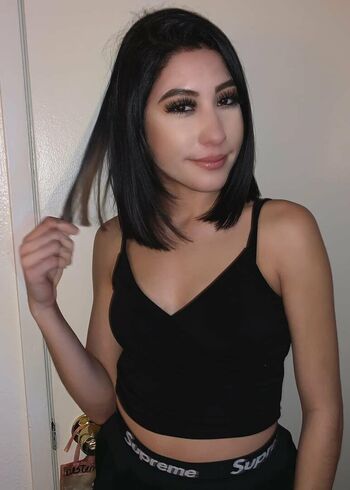 Full leaked Lifebeingdest page private photo