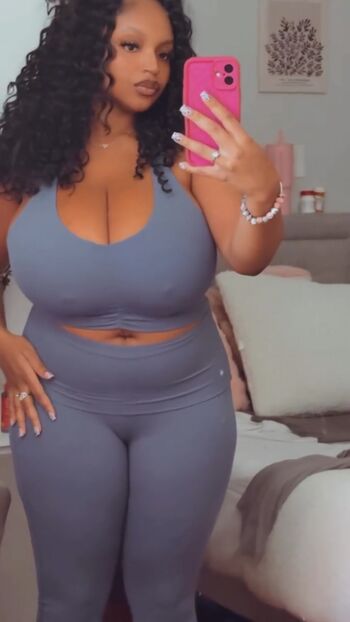 Full leaked Lifeeofjanaeee private photo