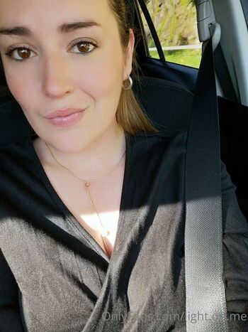 Full leaked Light on me vip private onlyfans photo