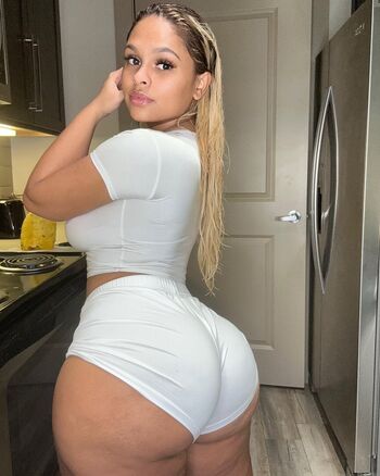 Full leaked Lightskin  page private onlyfans photo