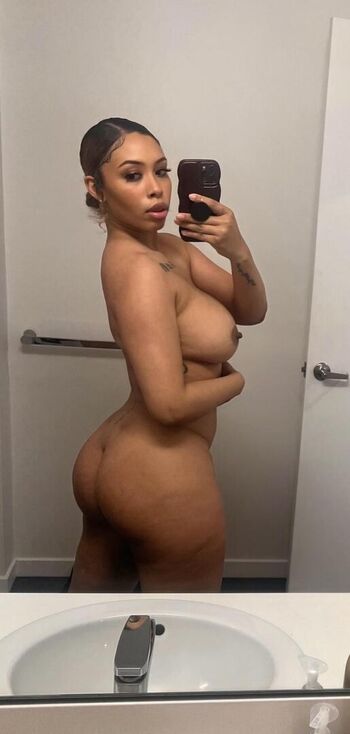 Full leaked Lightskin  page private onlyfans photo