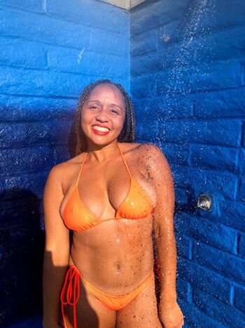 Full leaked Lightskin private onlyfans photo