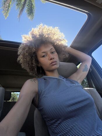 Full leaked Lightskin private photo