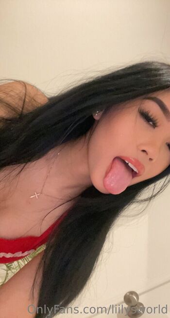Full leaked Liilysworld private photo