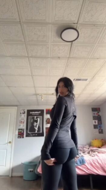 Full leaked Lil bean private onlyfans photo