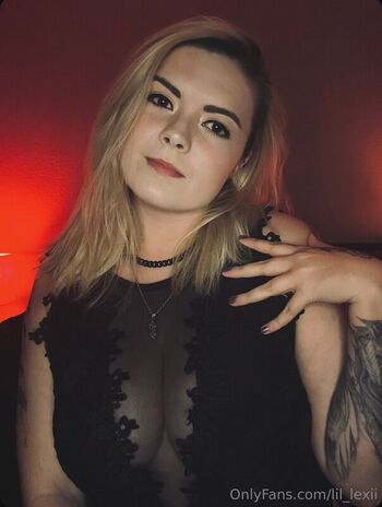Full leaked Lil lexii page private photo