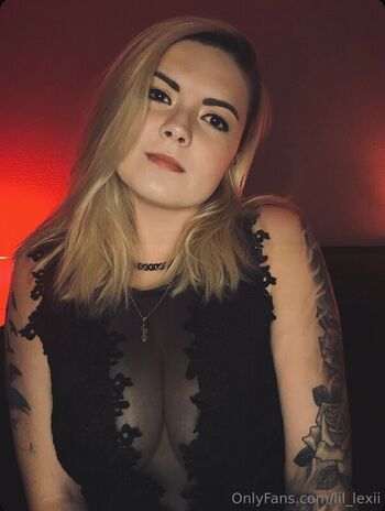 Full leaked Lil lexii page private photo