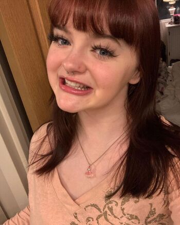 Full leaked Lil strawbs private photo