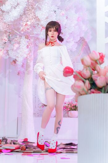 Full leaked Lil yves private onlyfans photo